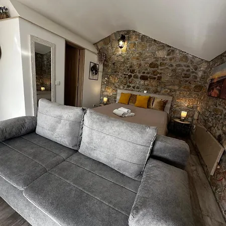 L&l Kamena House Baska Voda