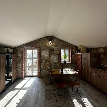 L&l Kamena House Apartment Baska Voda