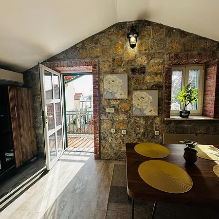 Apartment L&l Kamena House Baska Voda