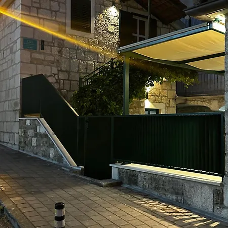 Apartment L&l Kamena House *