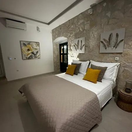 L&l Kamena House * Baska Voda